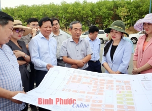 Bí thư Tỉnh ủy Tôn Ngọc Hạnh kiểm tra Dự án cao tốc TP. Hồ Chí Minh - Thủ Dầu Một - Chơn Thành