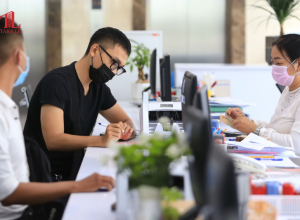 Bán bảo hiểm kèm dịch vụ ngân hàng có thể bị phạt đến 500 triệu