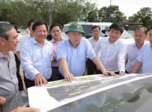 Thứ trưởng Bộ Tài chính khảo sát thực địa và làm việc với UBND tỉnh Bình Phước về tiến độ hai dự án cao tốc nghìn tỷ