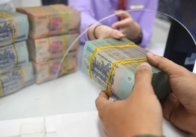 Lãi suất ngân hàng năm 2025: Đã chạm đáy hay vẫn còn giảm?
